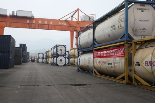 果園件散貨公司首批罐式集裝箱下水業(yè)務正式啟動